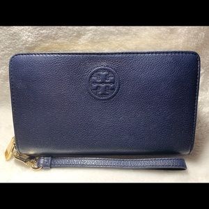 Tory Burch Bombe Smartphone Wristlet